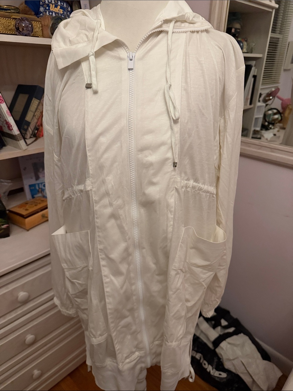 Ladies Theory White Hooded Trench Coat with Drawcord size medium